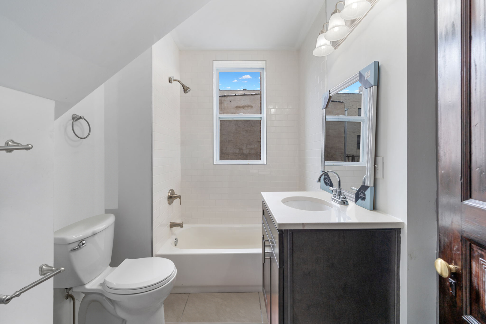 2148 W Monroe Street