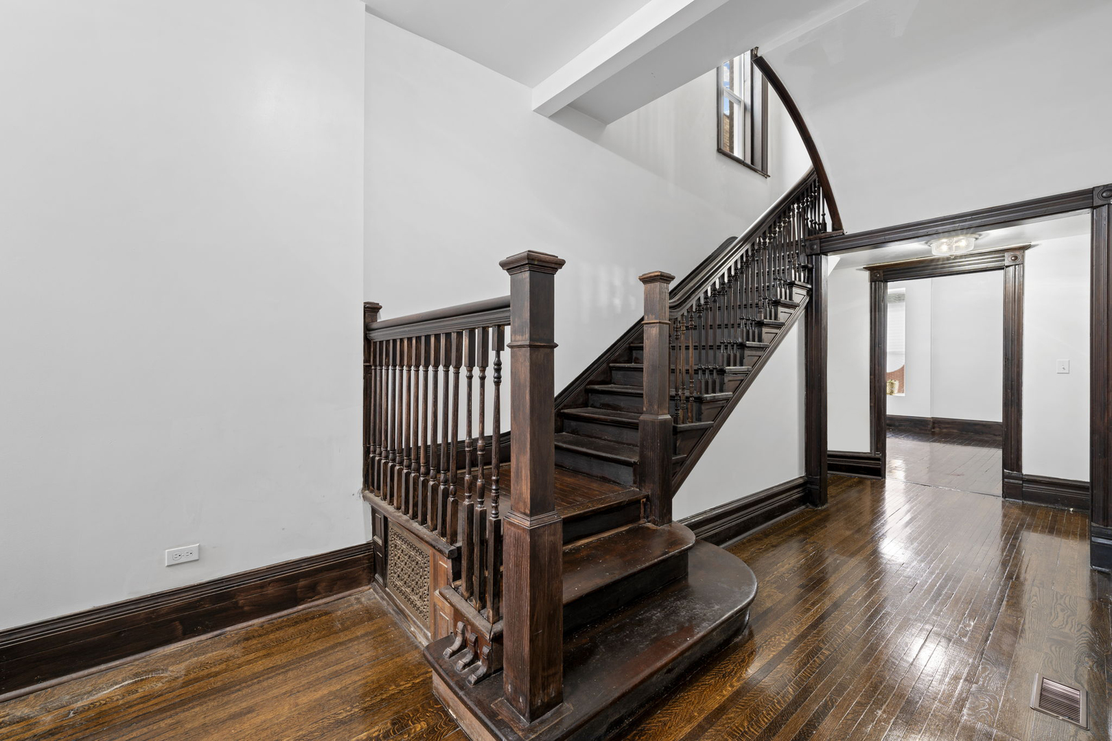 2148 W Monroe Street