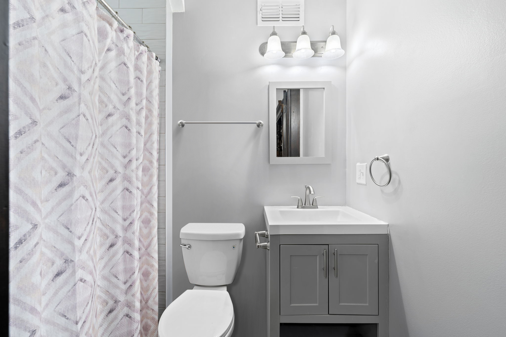 2148 W Monroe Street