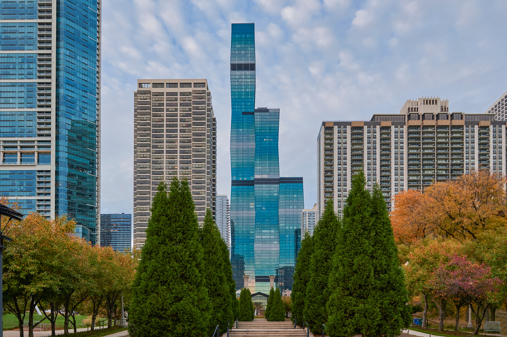 363 E Wacker Drive Unit: 1706