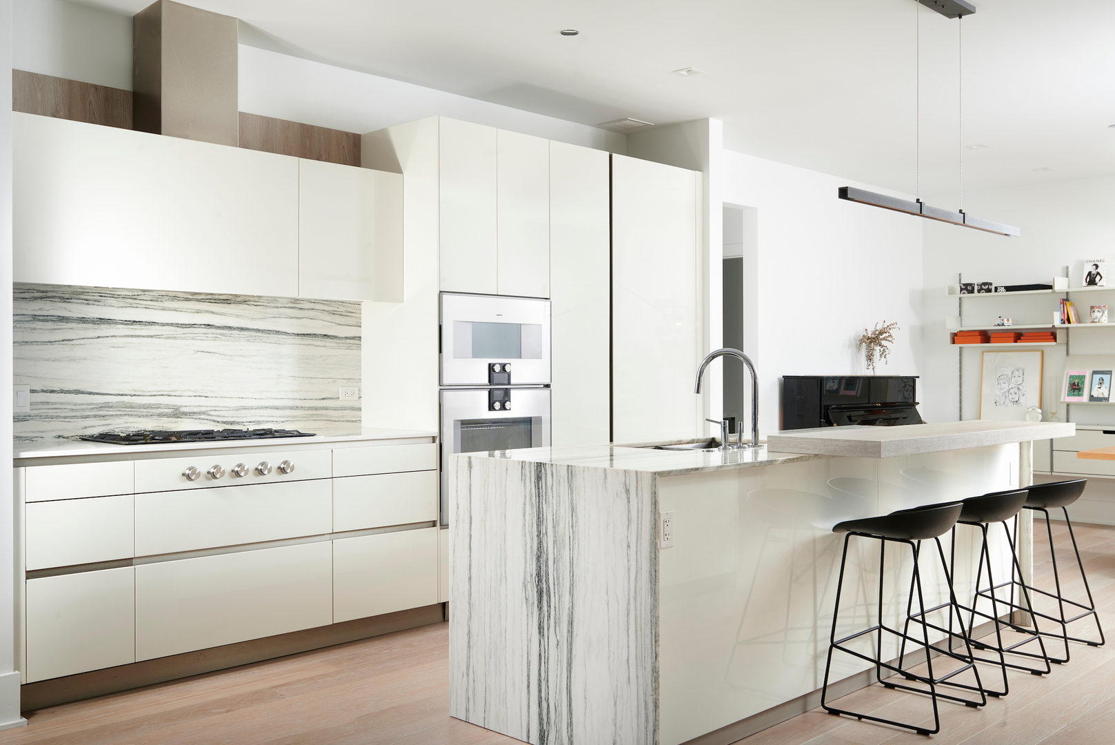 363 E Wacker Drive Unit: 1706