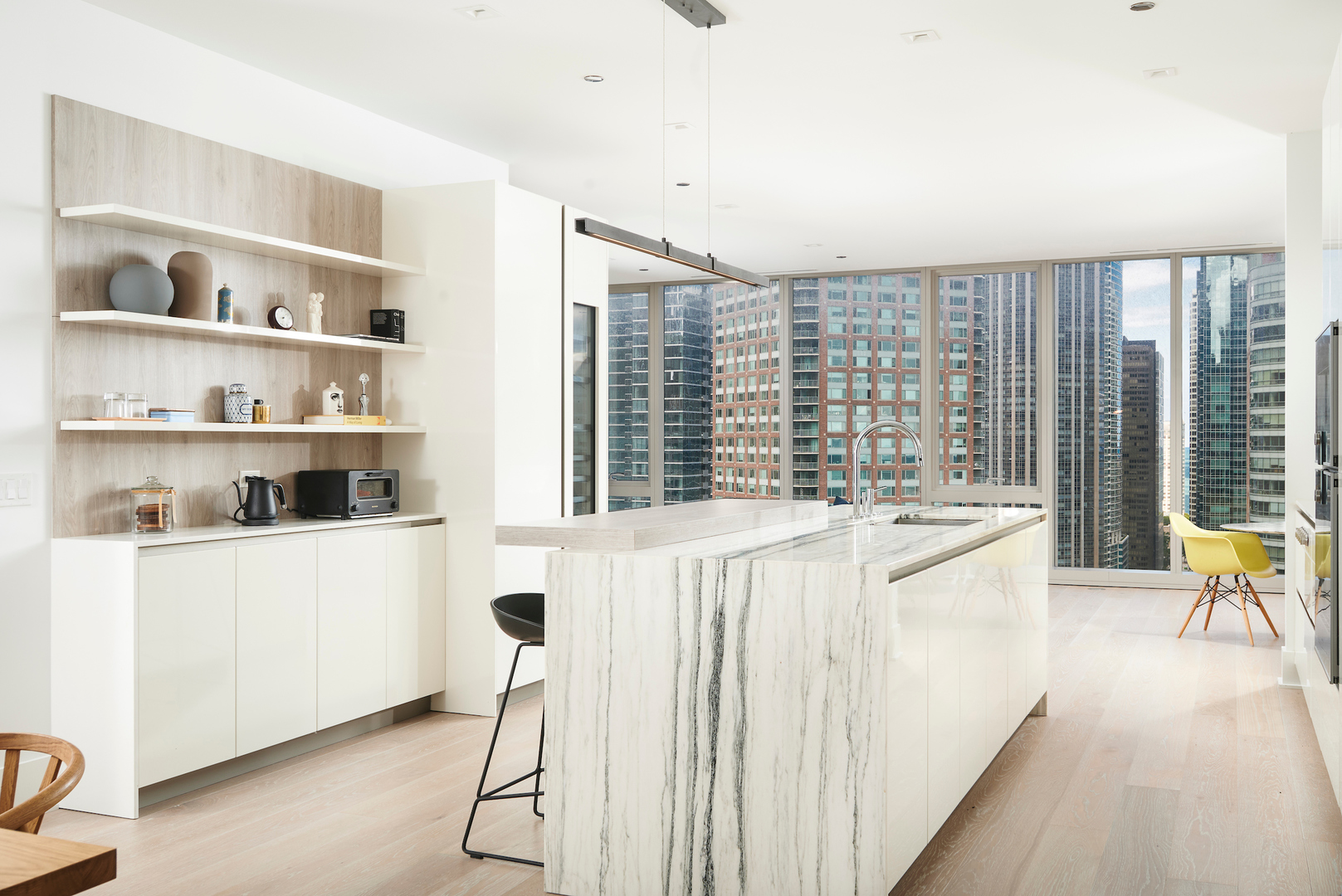 363 E Wacker Drive Unit: 1706