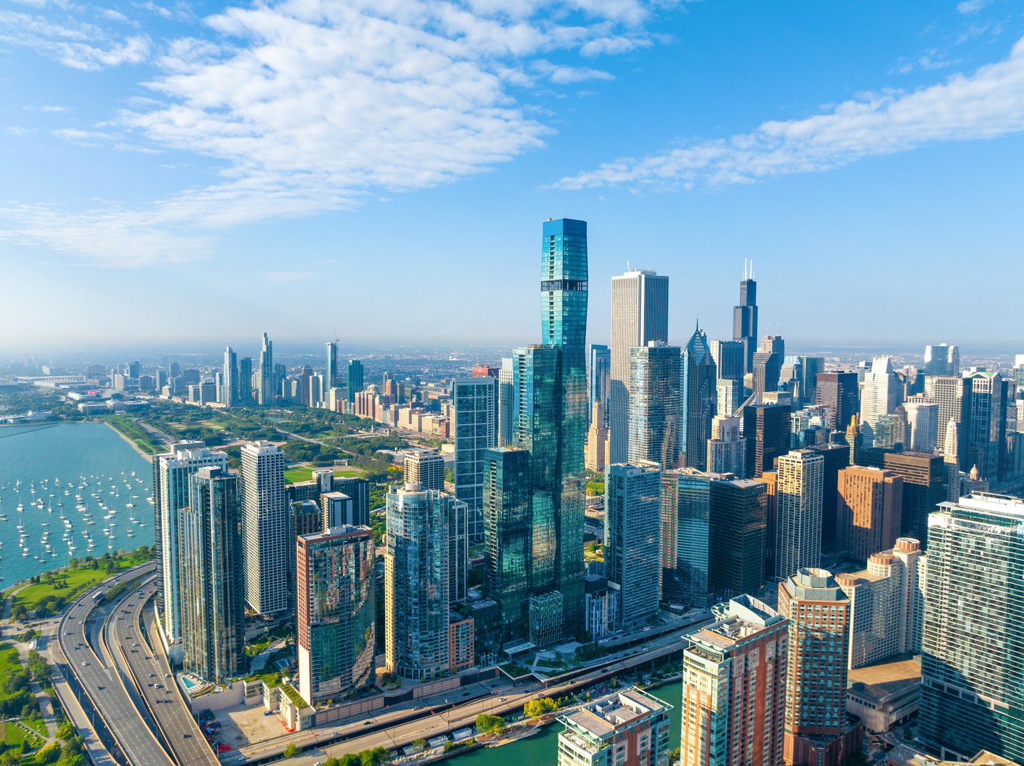 363 E Wacker Drive Unit: 1706