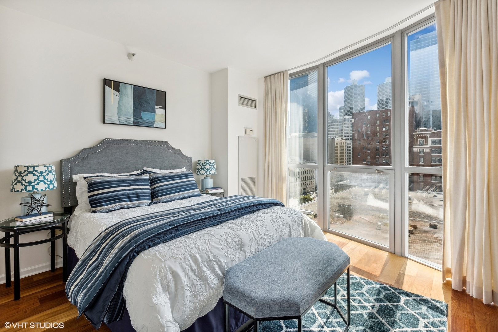 600 N Dearborn Street Unit: 804