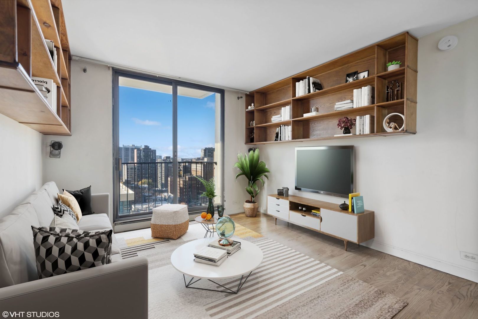 1212 N Lake Shore Drive Unit: 21AN