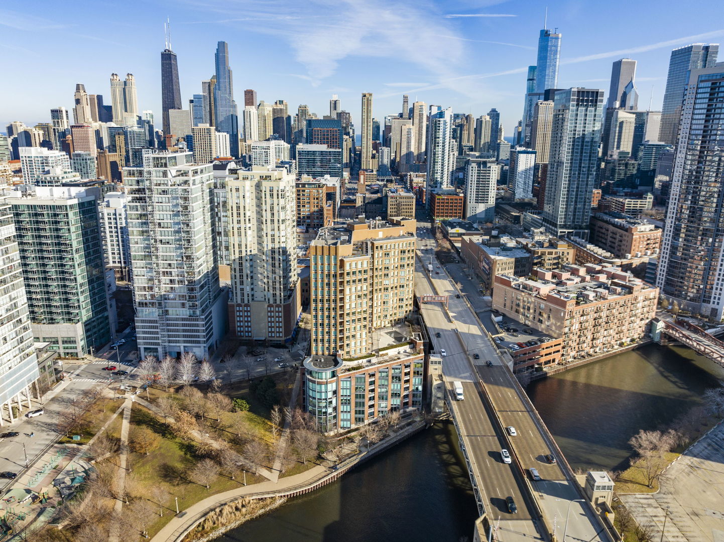 600 N Kingsbury Street Unit: 705