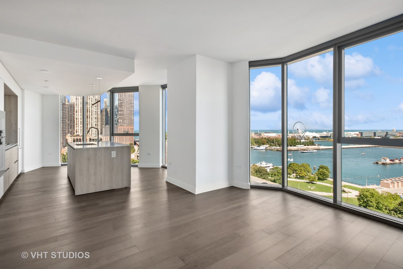 211 N Harbor Drive Unit: 808