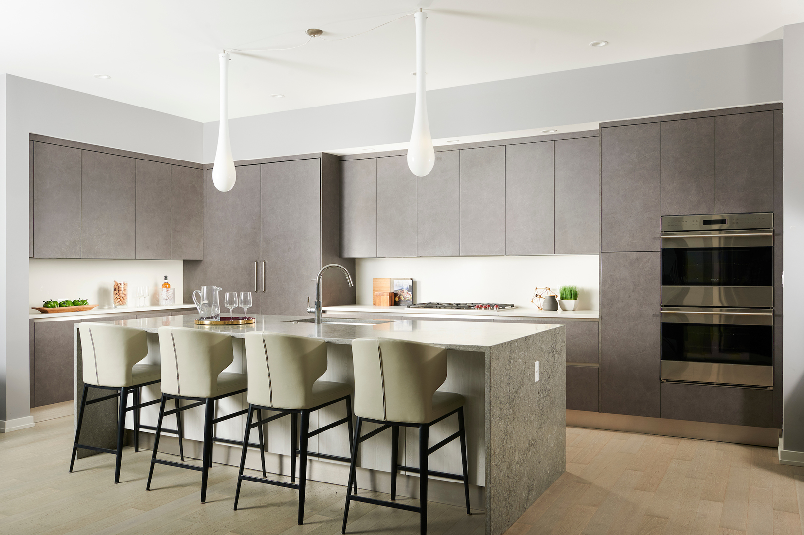 2753 N Hampden Court Unit: 2C