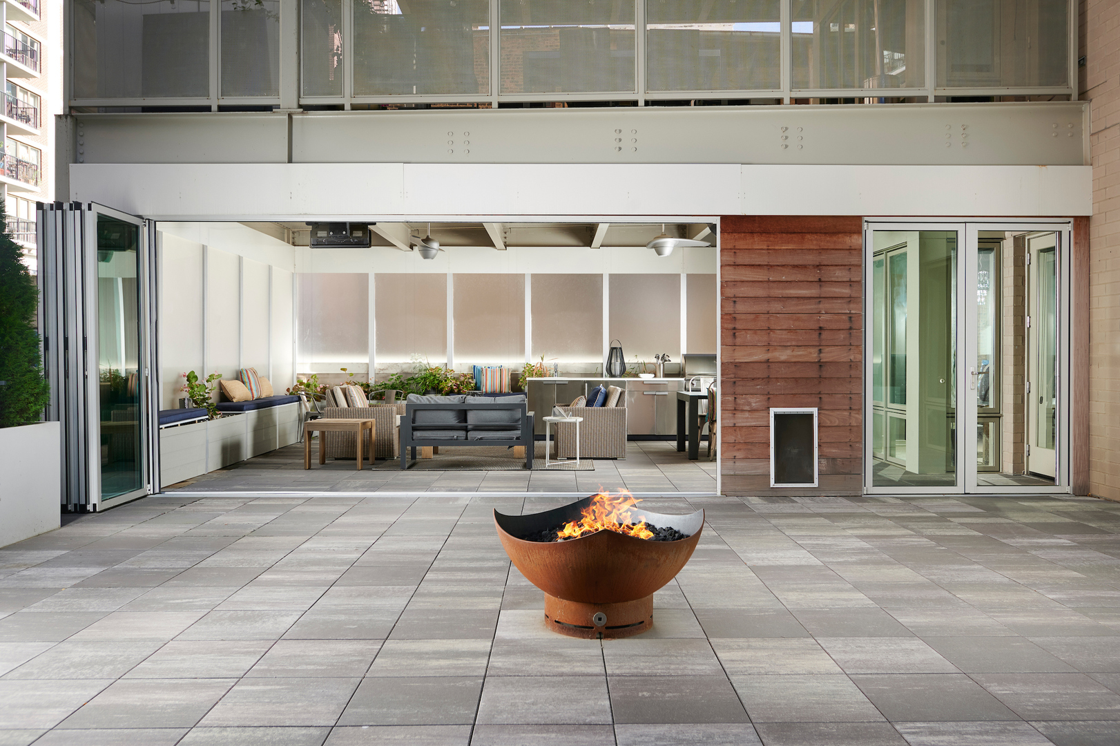 2753 N Hampden Court Unit: 2C