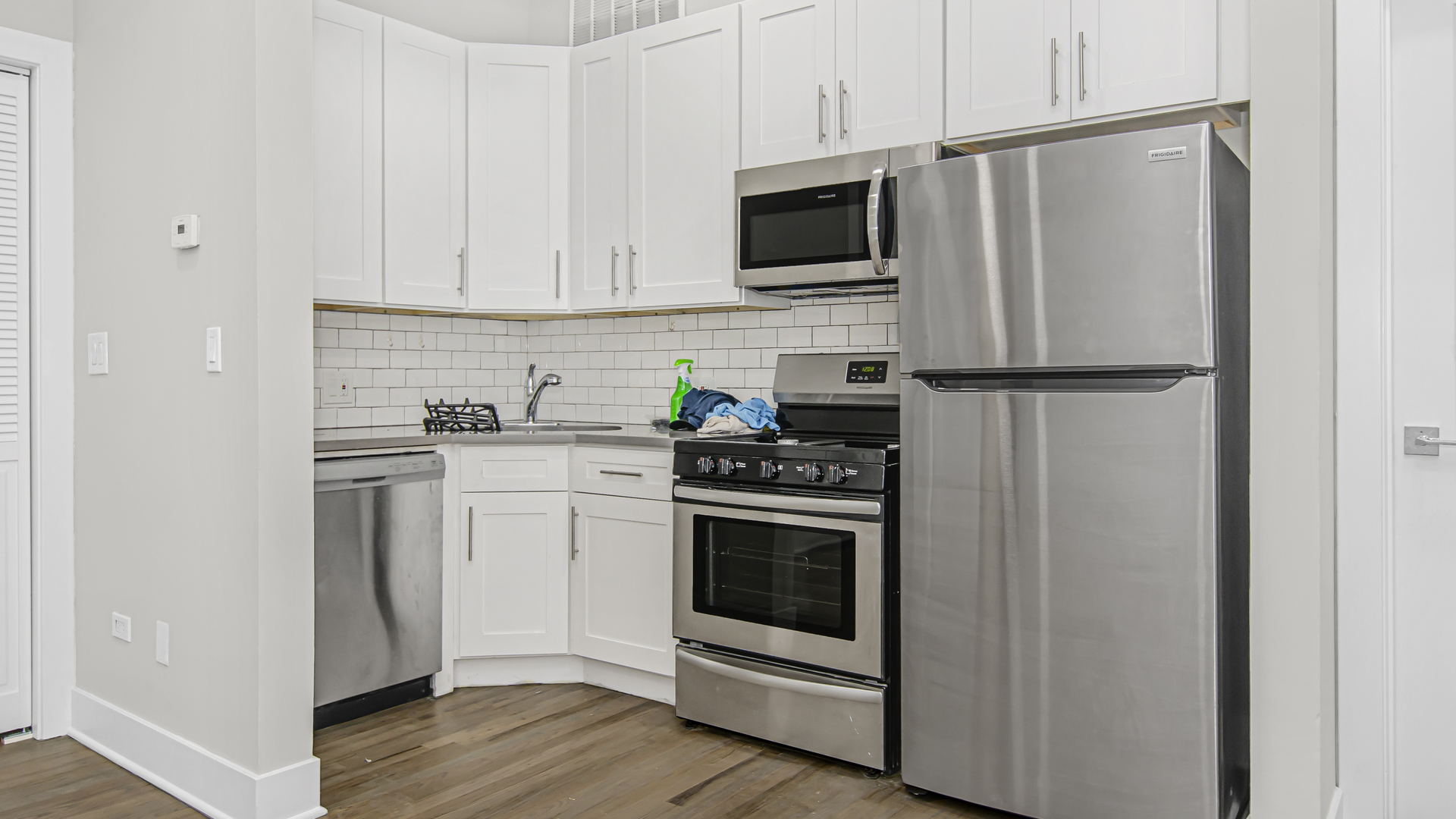 807 N Wabash Avenue Unit: 4E