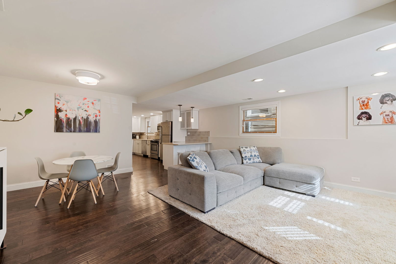 1728 W Barry Avenue Unit: 1