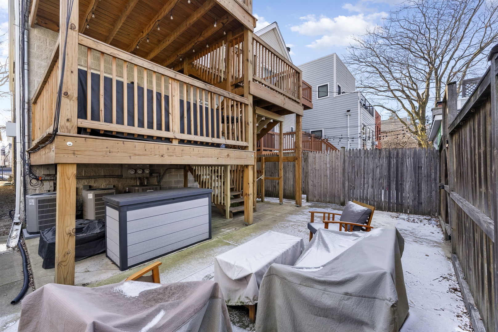 1728 W Barry Avenue Unit: 1