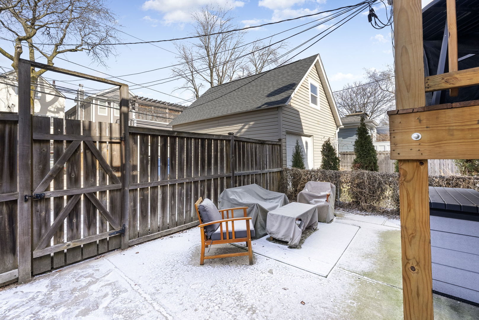 1728 W Barry Avenue Unit: 1