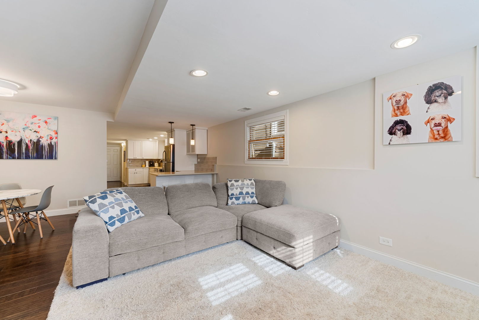 1728 W Barry Avenue Unit: 1