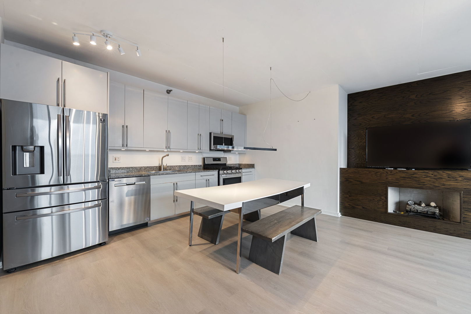 701 S Wells Street Unit: 3105