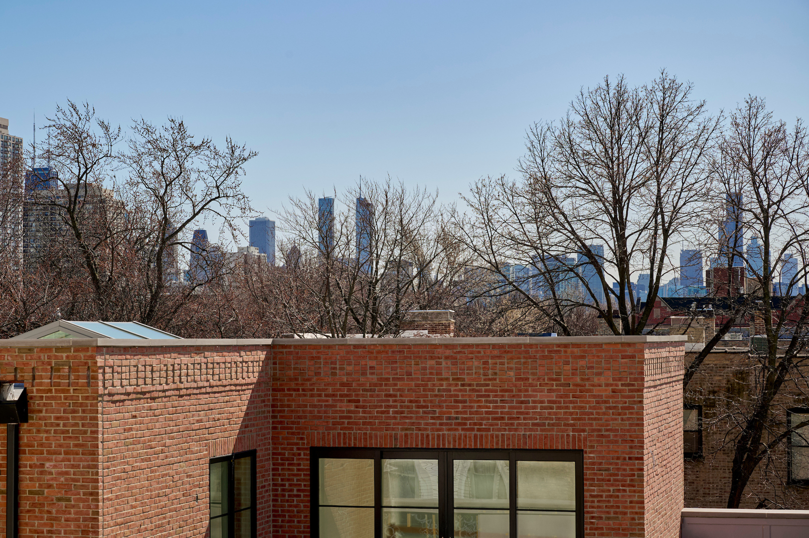 2348 N Cleveland Avenue Unit: 4