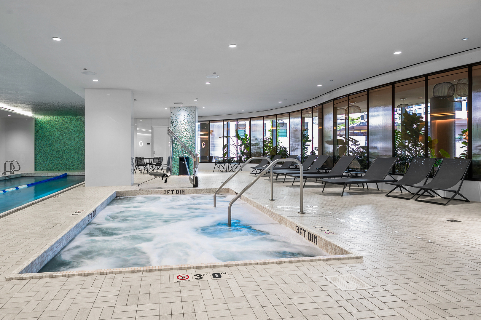 211 N Harbor Drive Unit: 2101