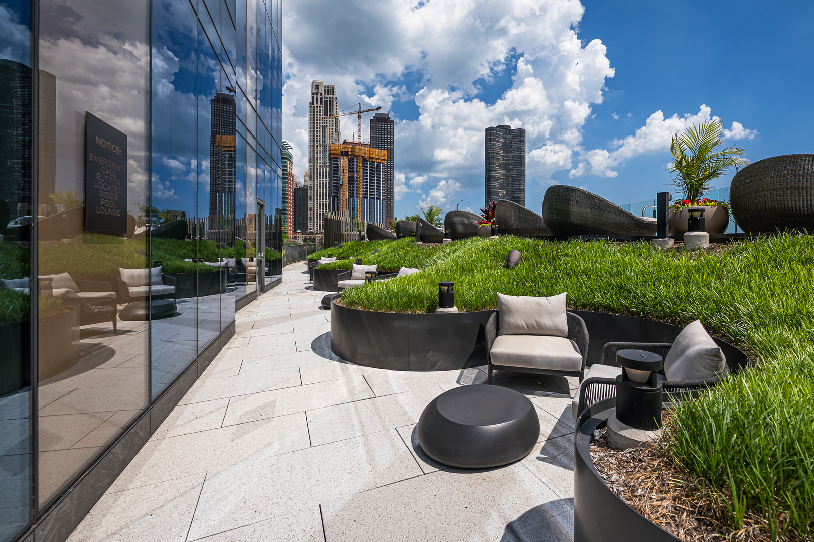 211 N Harbor Drive Unit: 2101