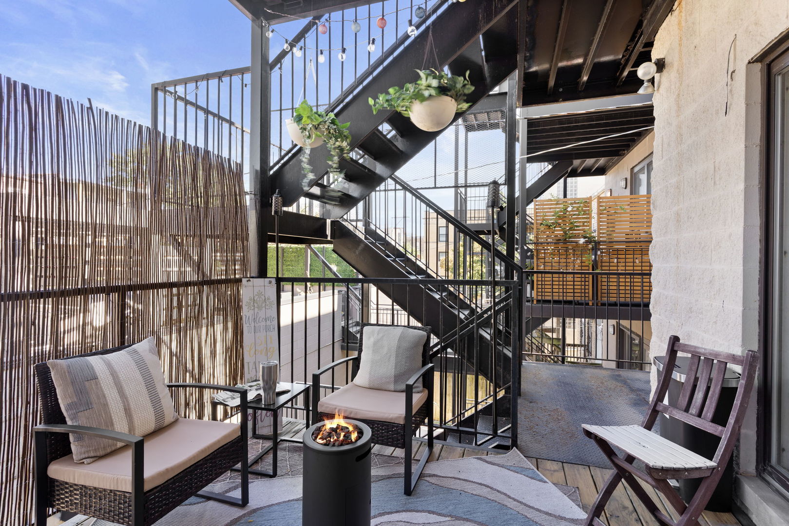 2708 W Thomas Street Unit: 2