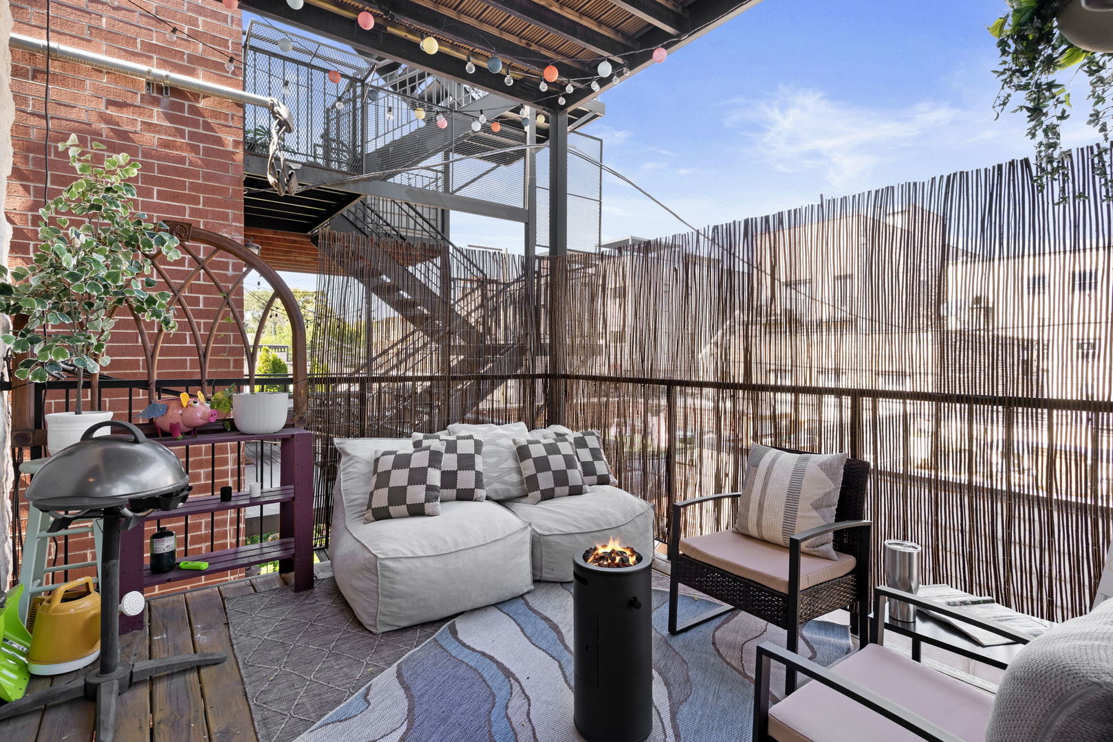 2708 W Thomas Street Unit: 2