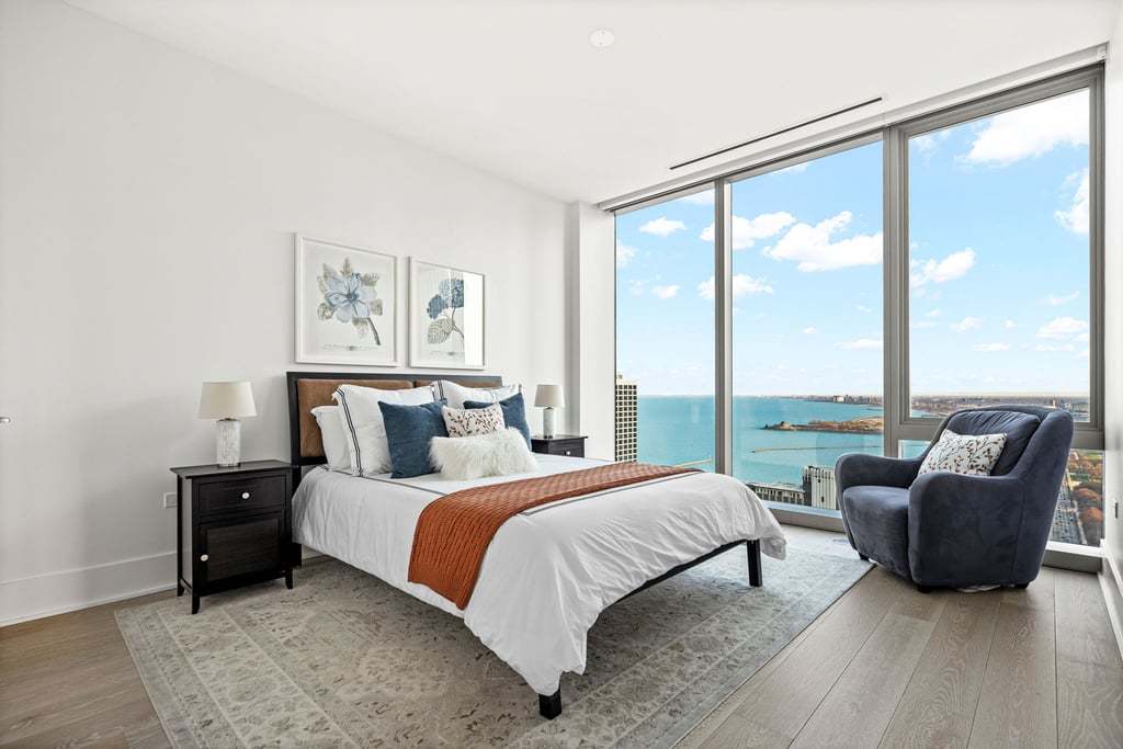 363 E Wacker Drive Unit: 4103