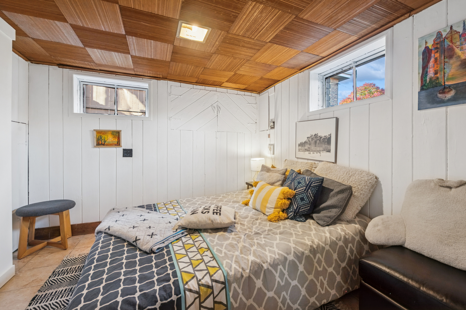 1235 N Elmwood Avenue