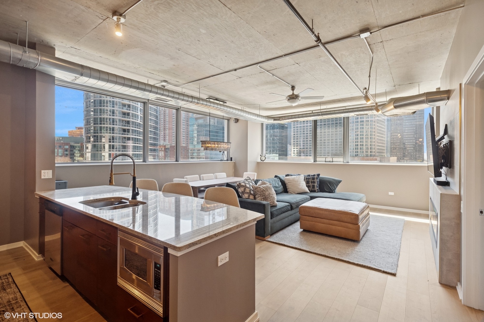 240 E Illinois Street Unit: 607