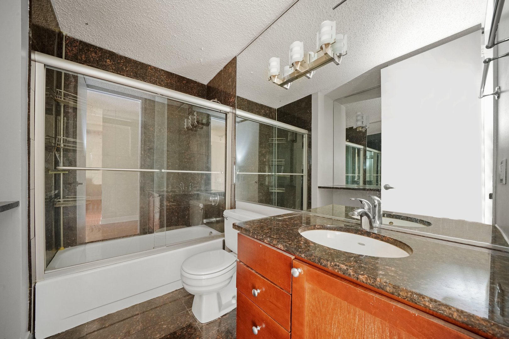 30 E Huron Street Unit: 1904