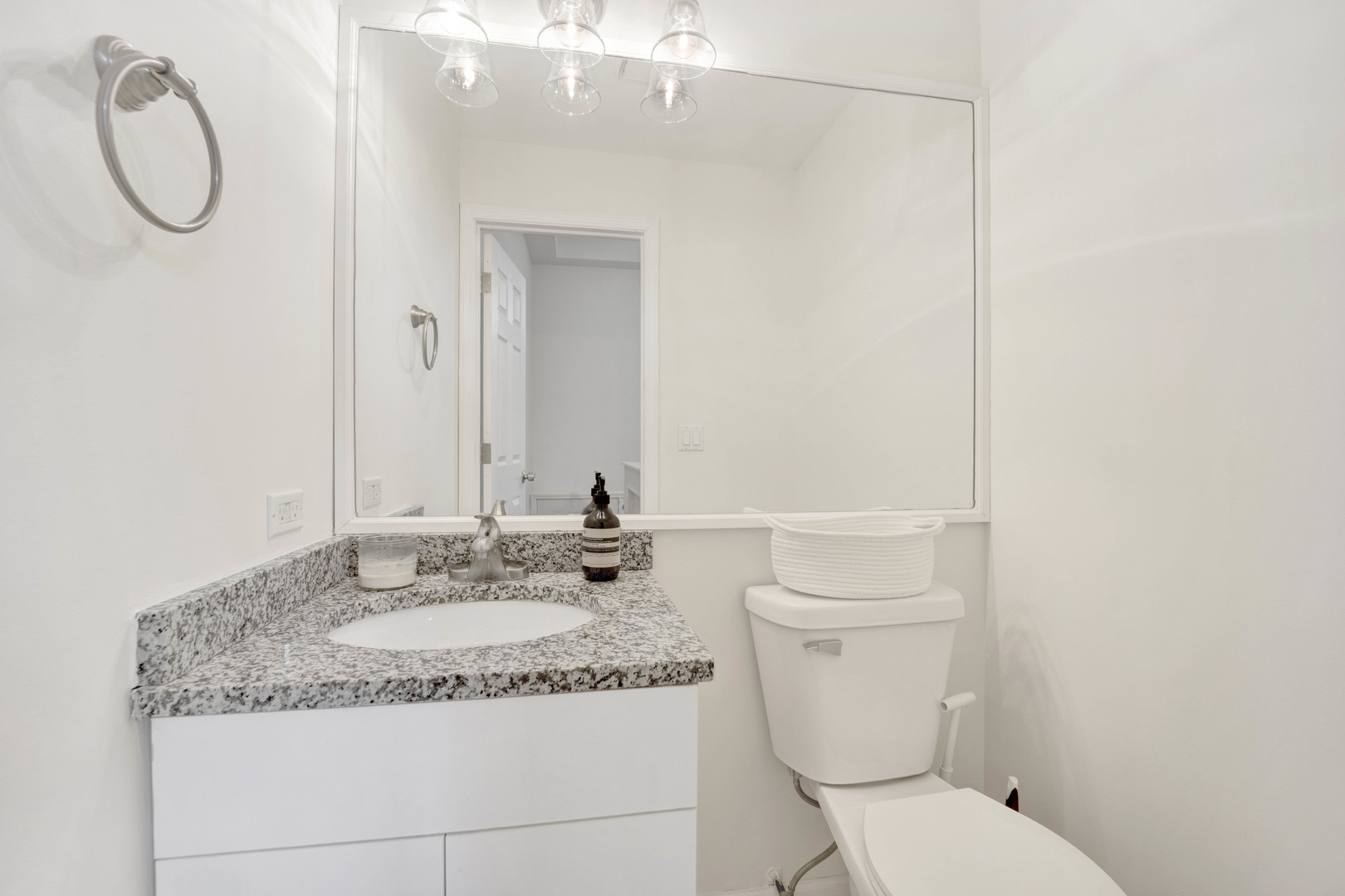 1646 W Julian Street Unit: D