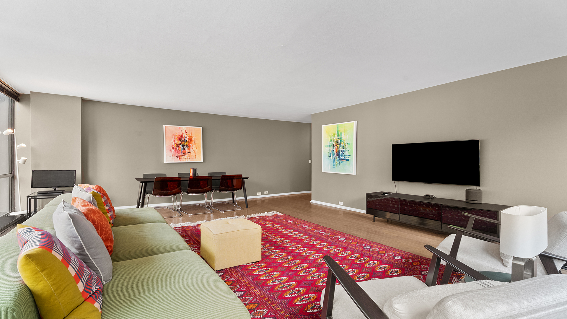 910 N Lake Shore Drive Unit: 1016