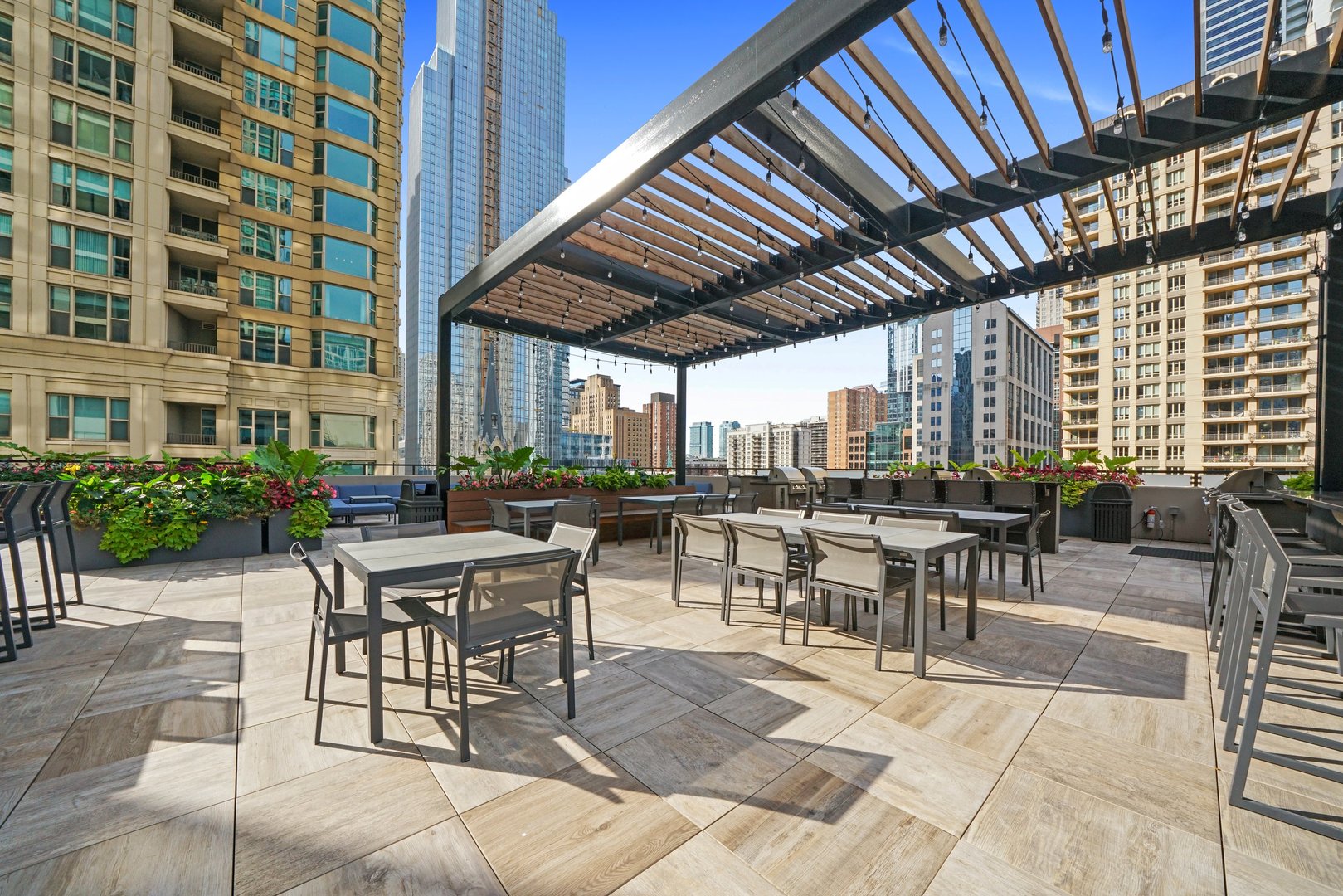 30 E Huron Street Unit: 1904