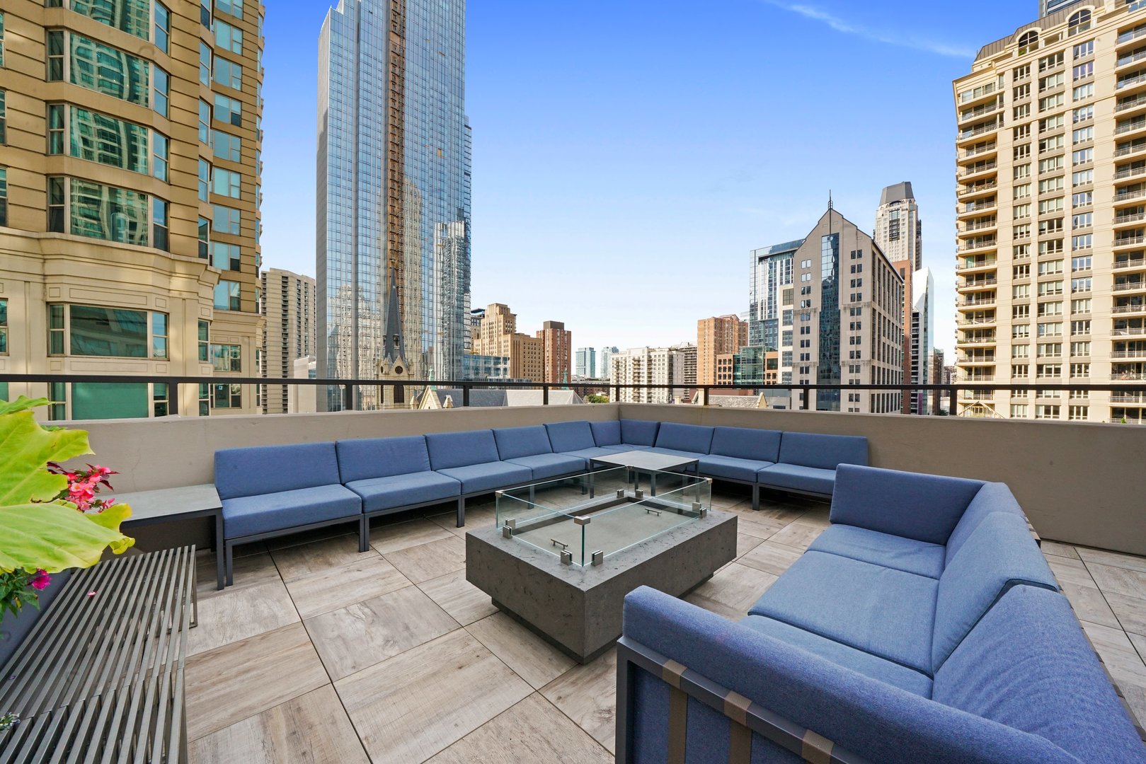 30 E Huron Street Unit: 1904