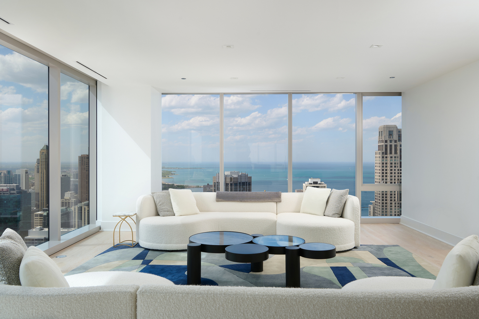 363 E Wacker Drive Unit: 5701