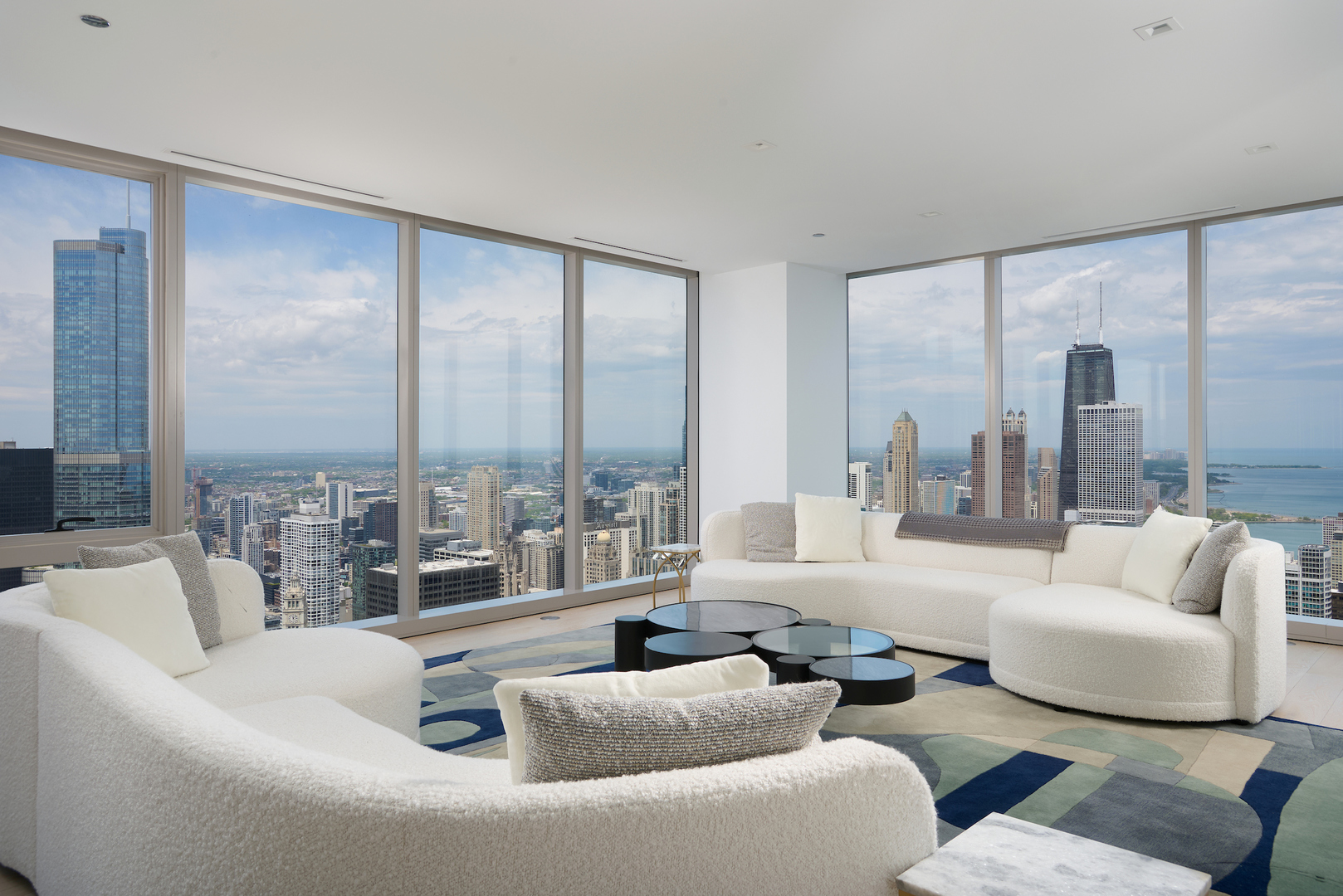 363 E Wacker Drive Unit: 5701