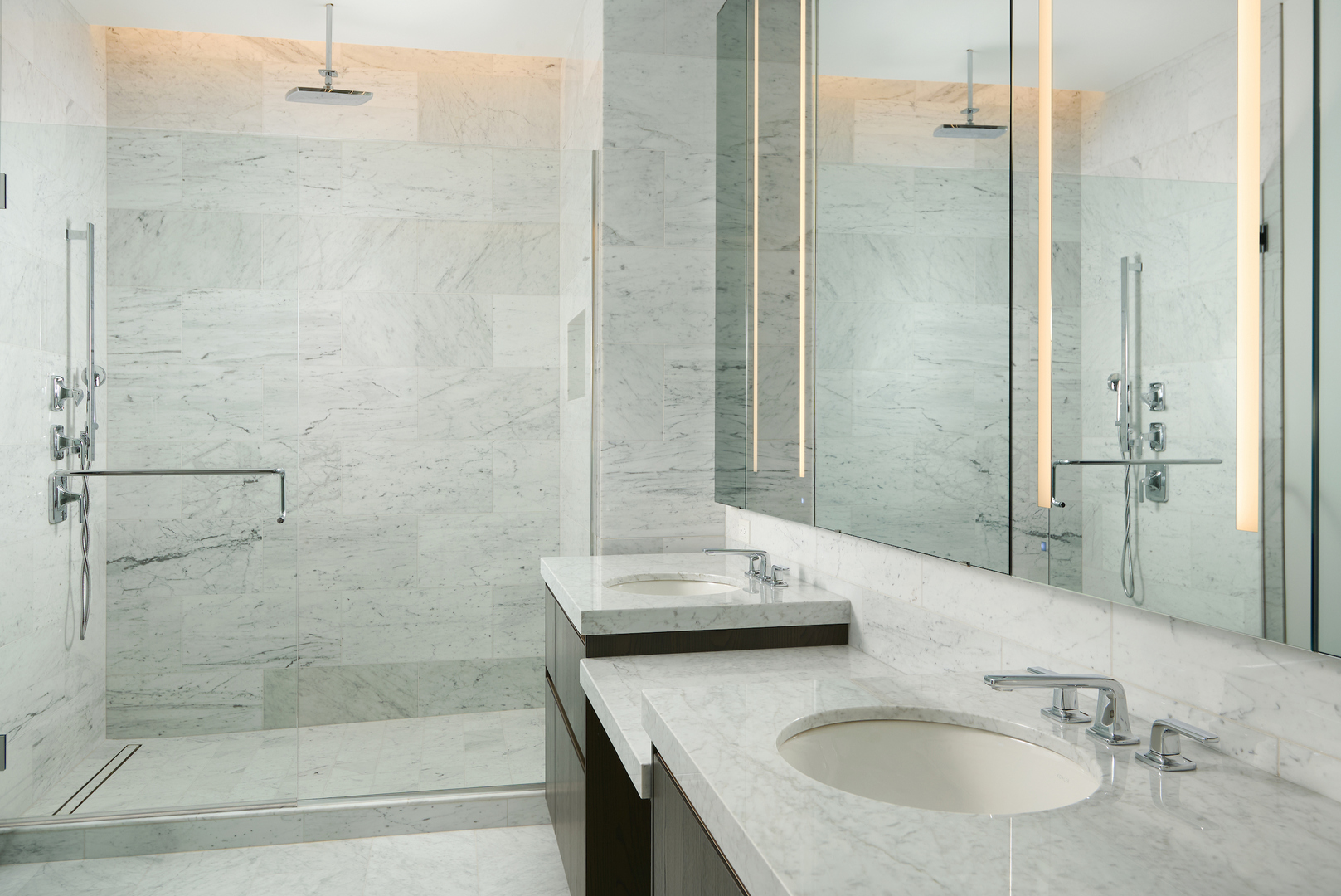 363 E Wacker Drive Unit: 5701