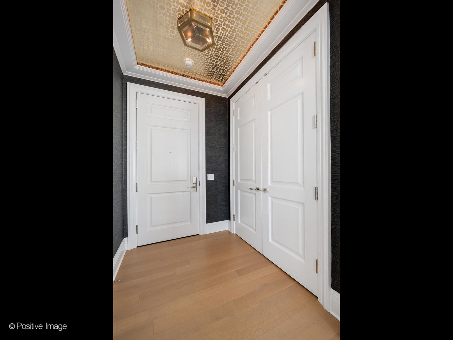 451 E Grand Avenue Unit: 4602
