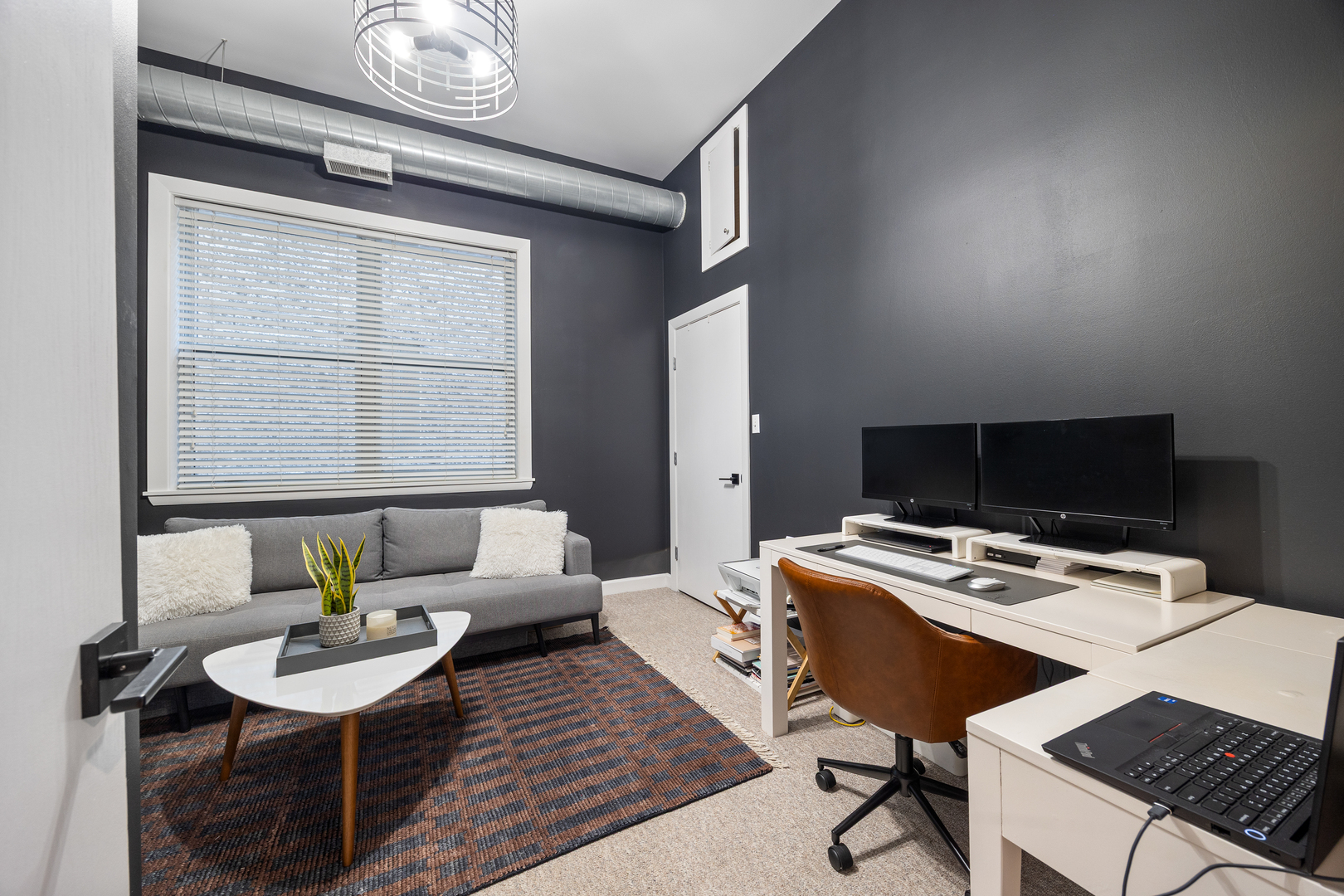 1740 W BELMONT Avenue Unit: 1R