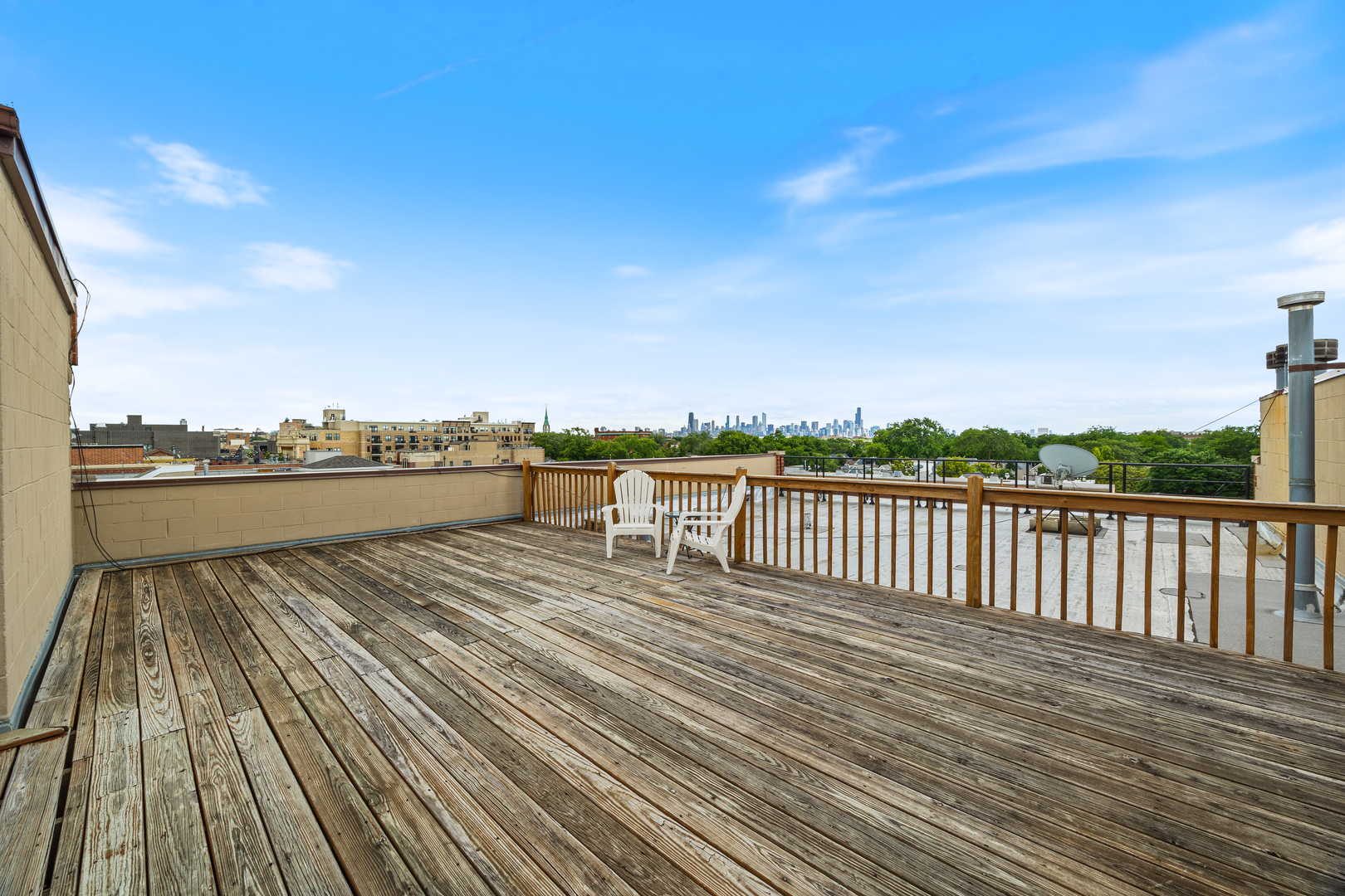 1740 W BELMONT Avenue Unit: 1R