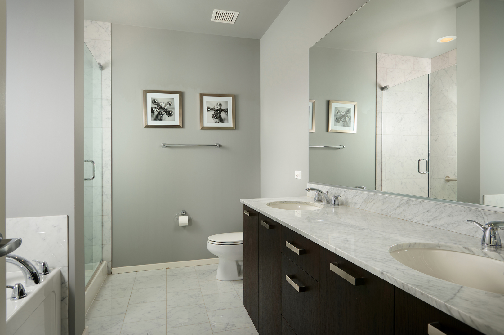 240 E Illinois Street Unit: 3001