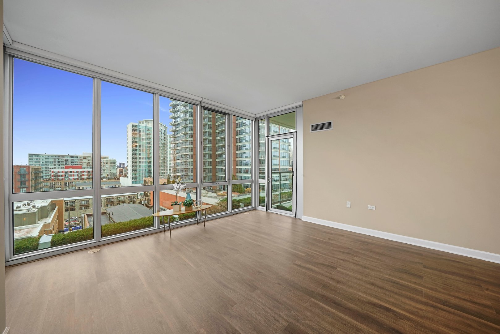 1629 S Prairie Avenue Unit: 809