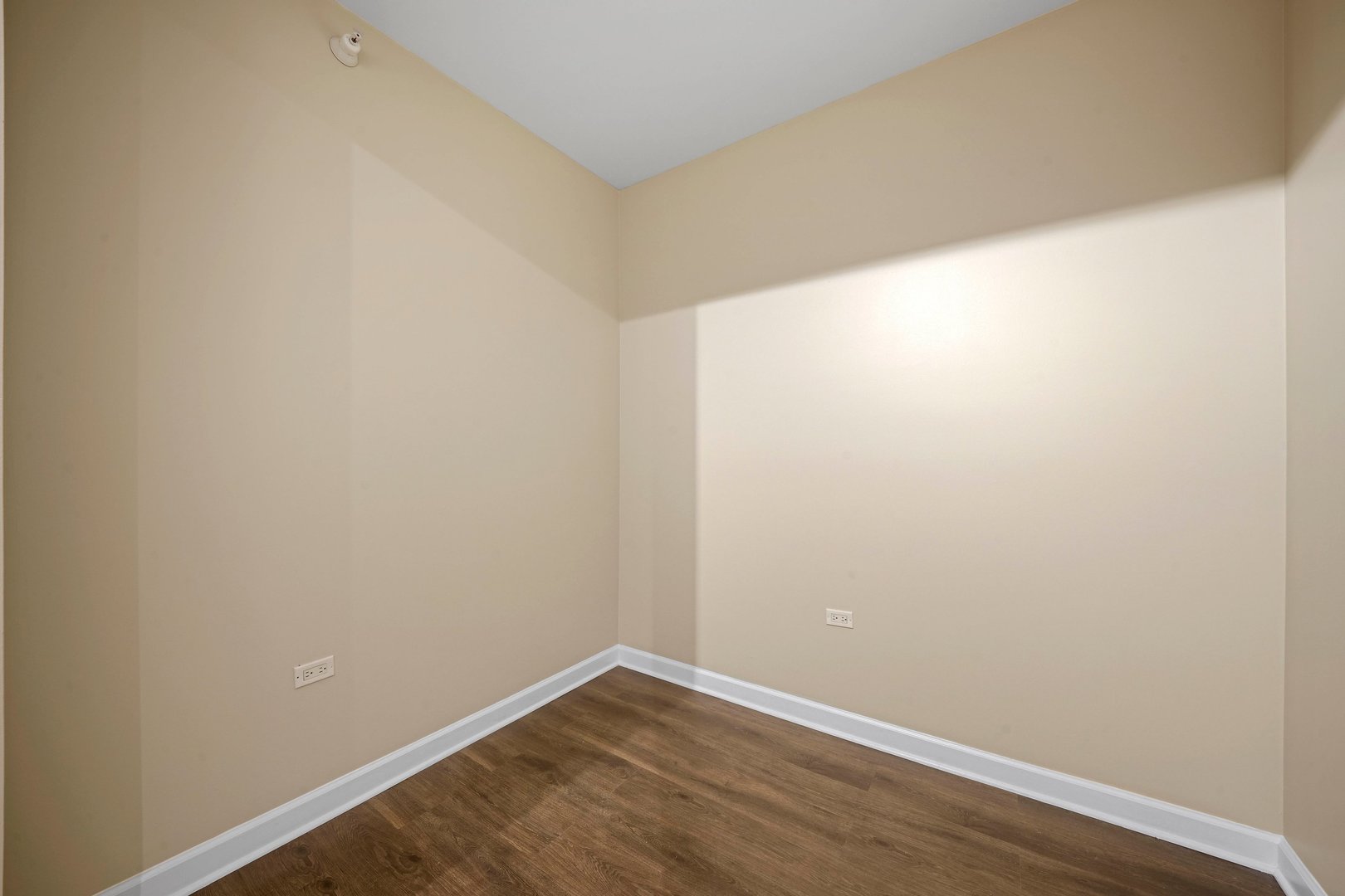 1629 S Prairie Avenue Unit: 809