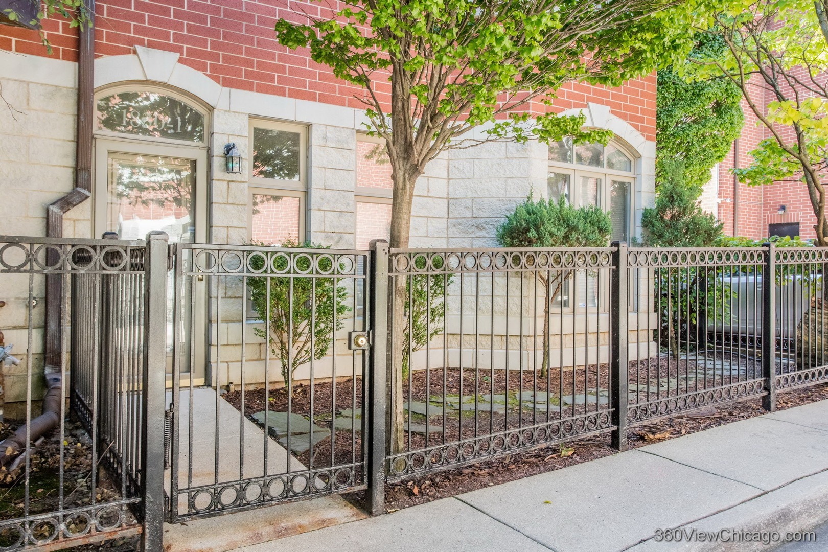 1830 S Calumet Avenue Unit: A
