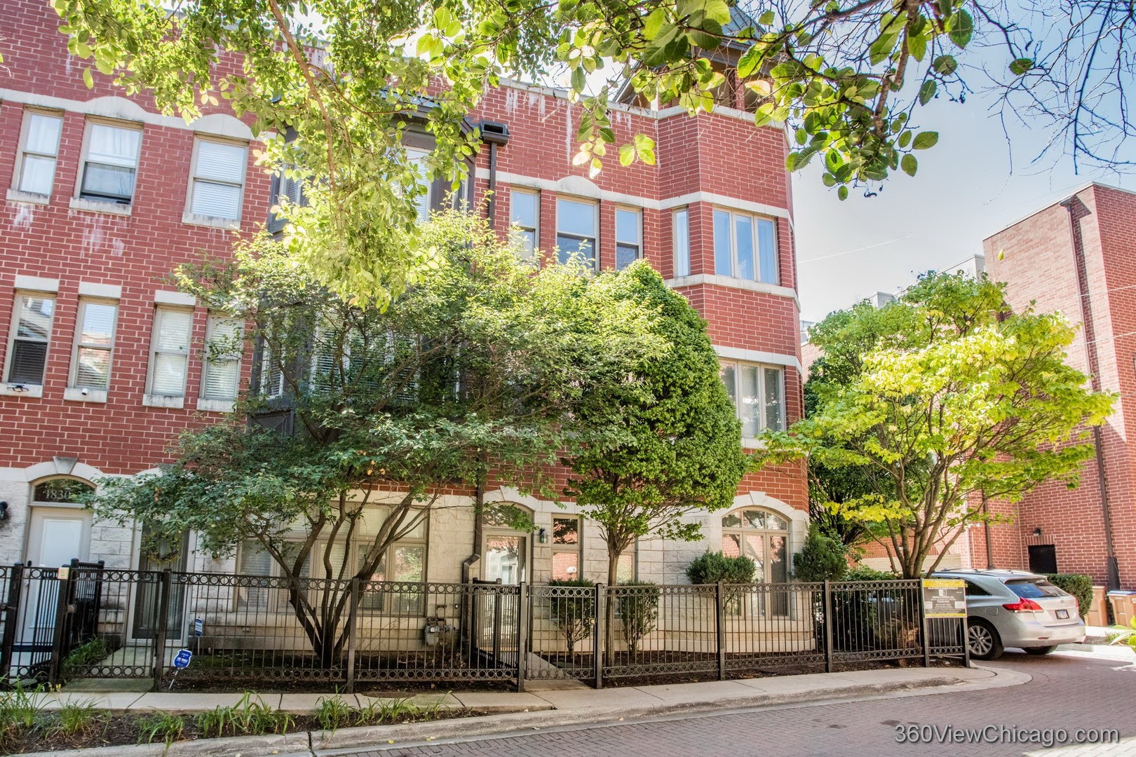 1830 S Calumet Avenue Unit: A