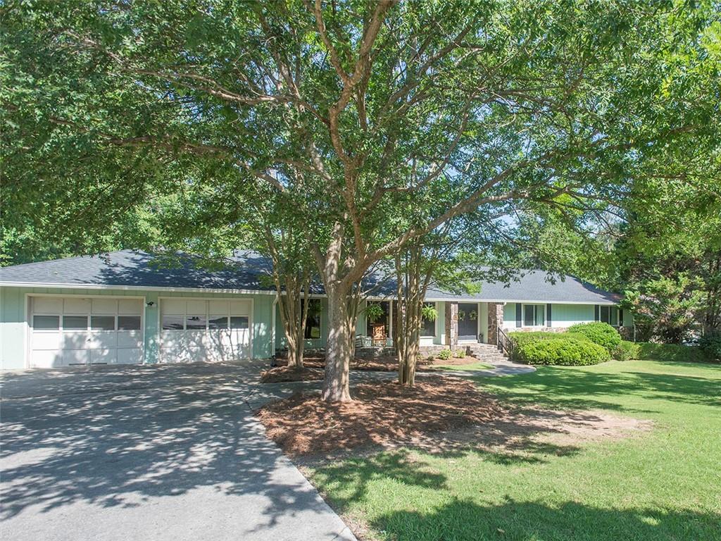 1417 Rainbow Circle