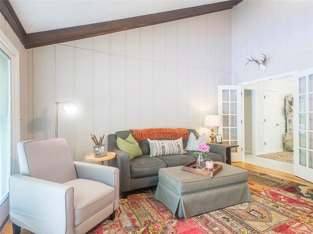 1417 Rainbow Circle