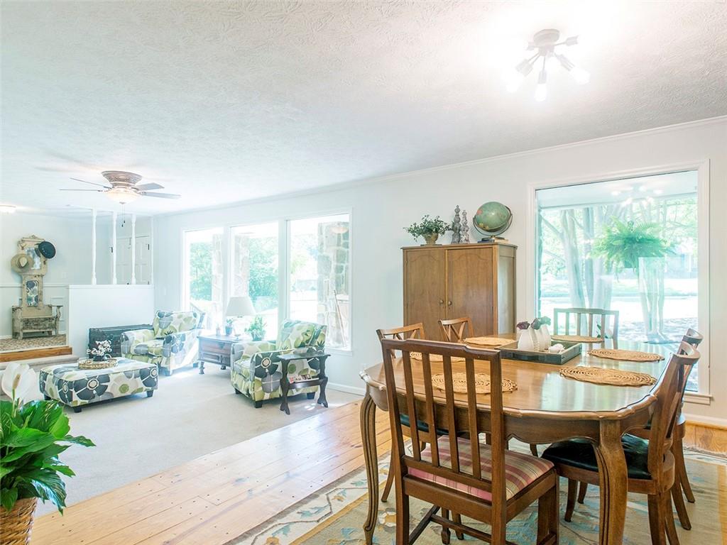 1417 Rainbow Circle