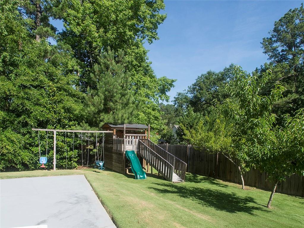 1417 Rainbow Circle