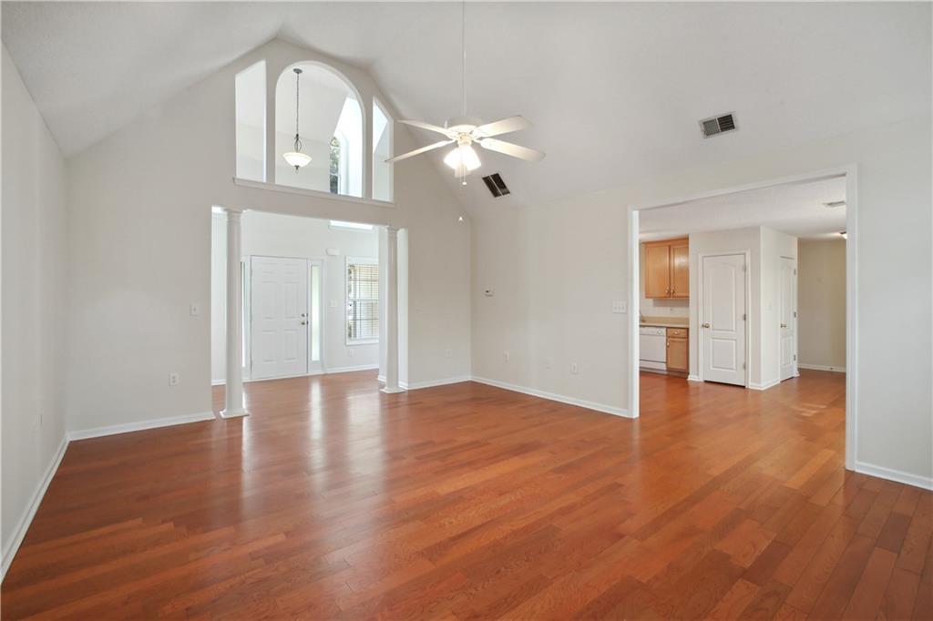 406 Whitney Lane
