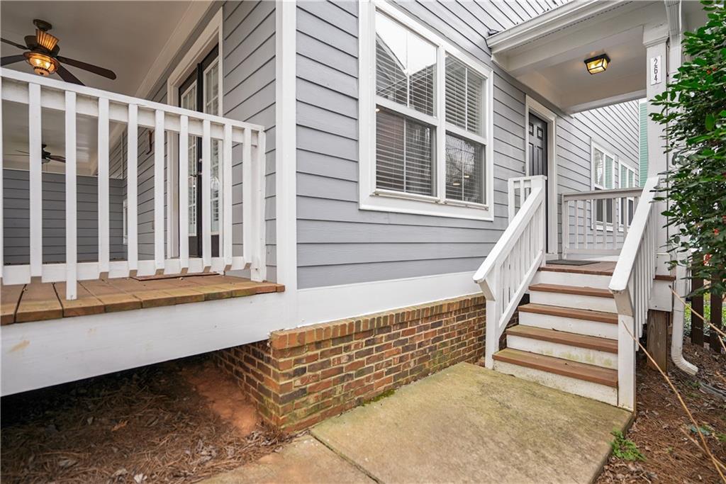 264 Carlyle Park Drive NE