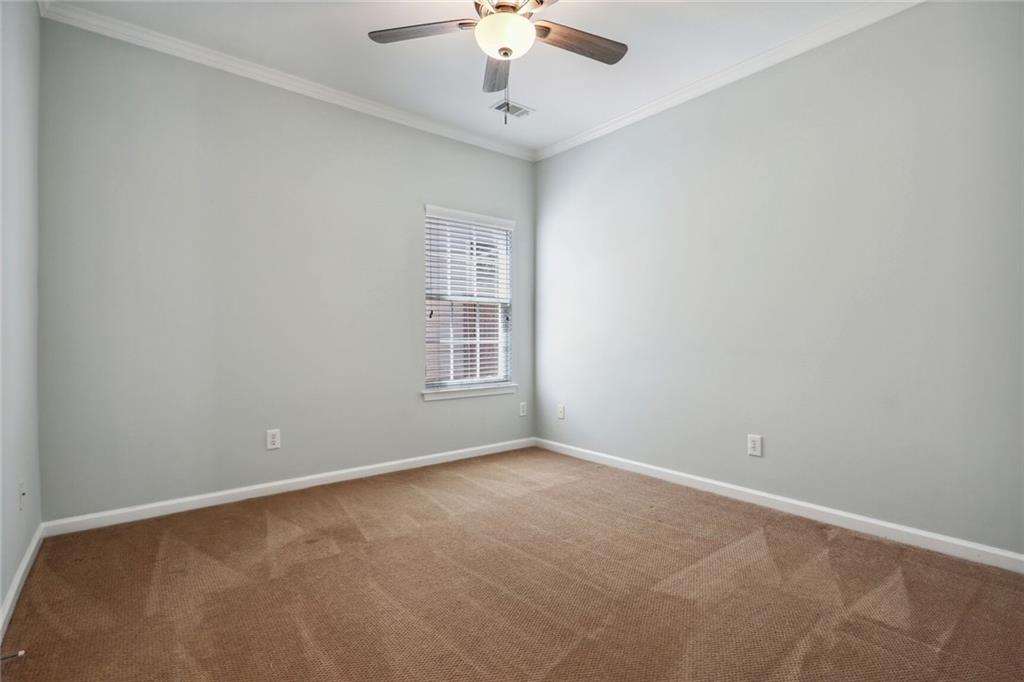 483 Highlands Loop